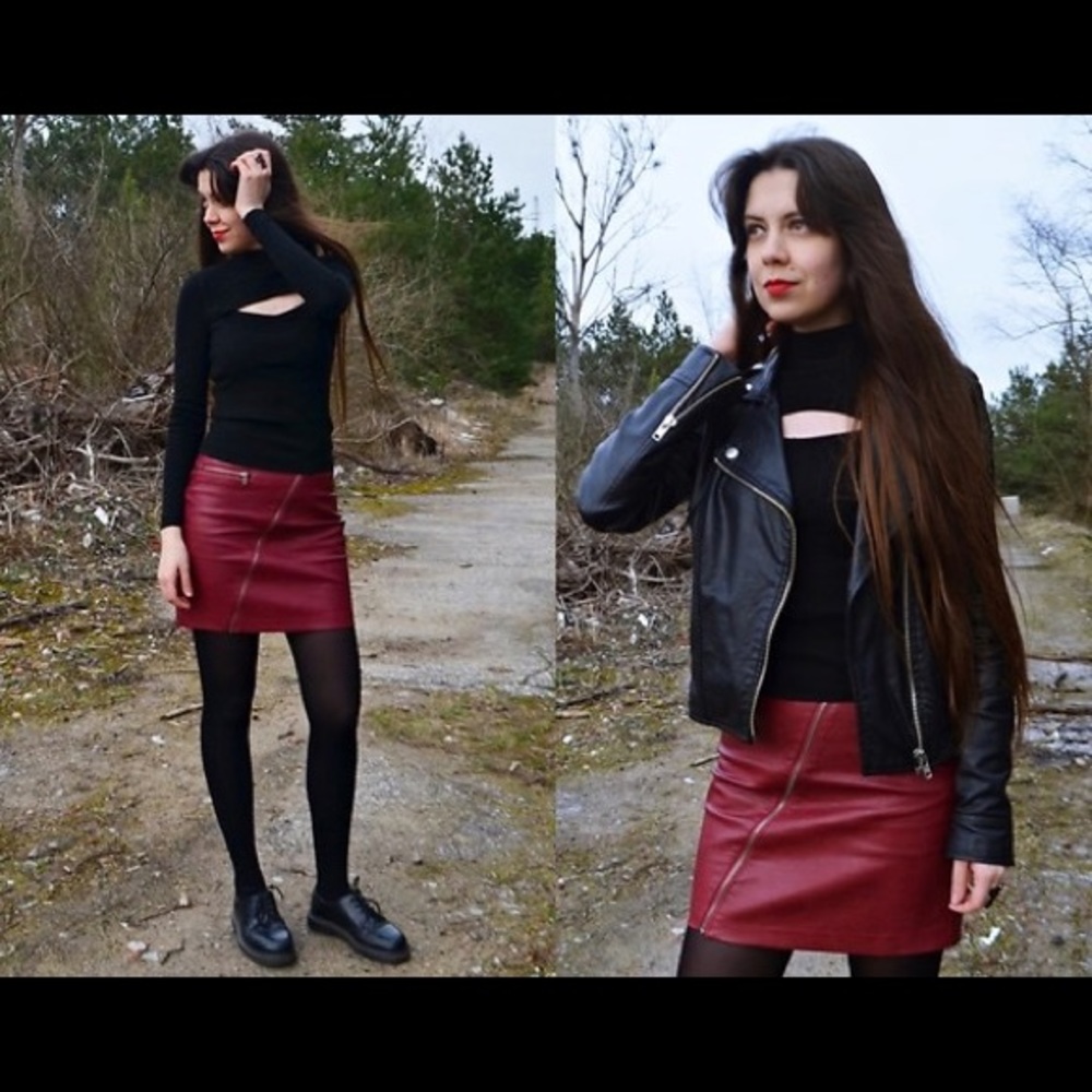 Stradivarious red leather skirt